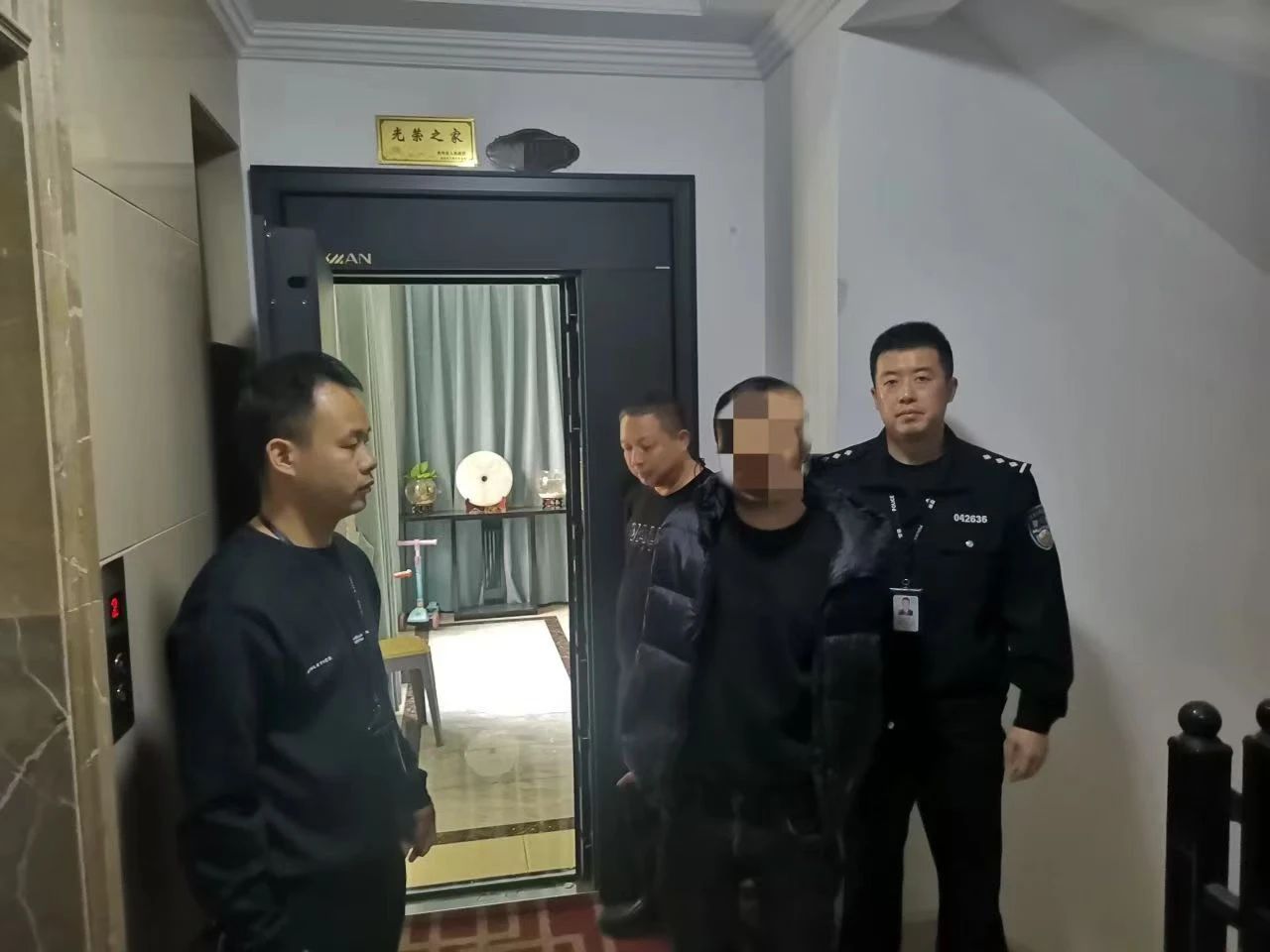 大山乡全副伪装仍被识别！双龙公安成功抓获一名撬锁盗窃嫌疑人